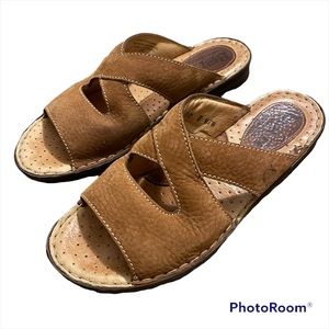 Born open toe leather sandals womens size 8